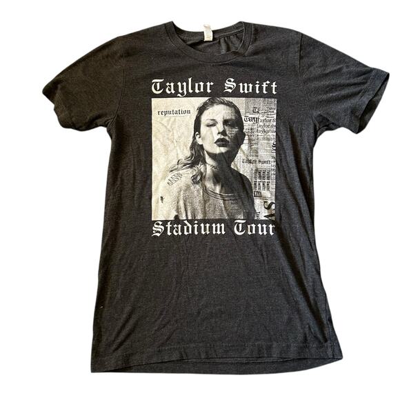 Taylor Swift Black Tee Small Reputation Stadium Tour 2018 Double Side Concert - Picture 1 of 4